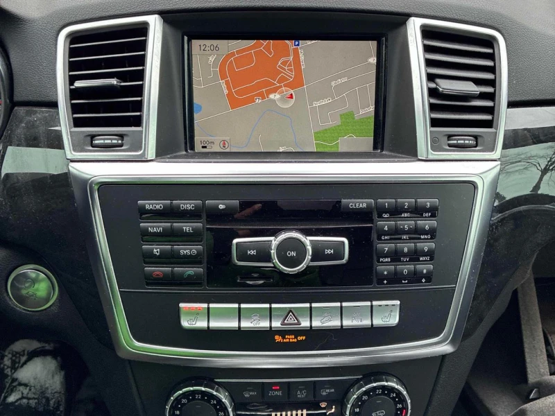 Mercedes-Benz ML 350 AMG packet* Harman Kardon* Подгрев* Пано* Камера, снимка 8 - Автомобили и джипове - 52803139
