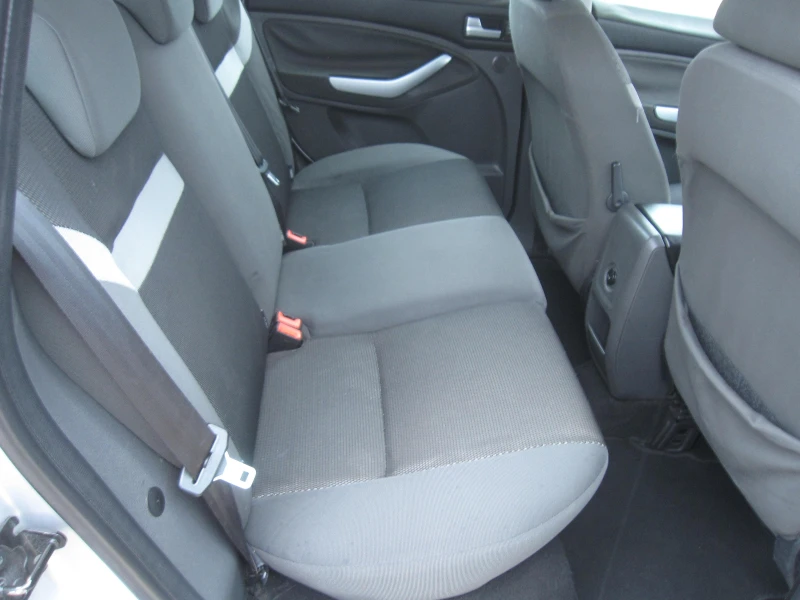 Ford Kuga Ръчка 2, 0-tdci, снимка 9 - Автомобили и джипове - 52891407