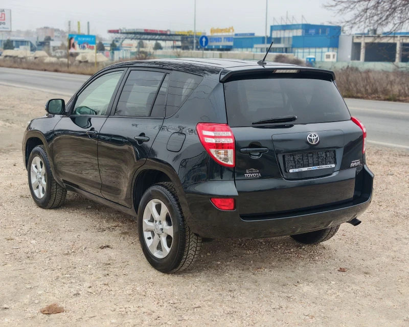 Toyota Rav4 2.2 150 К.С. ДИЗЕЛ!156 000 КМ!D4D!4X4! , снимка 7 - Автомобили и джипове - 53181269