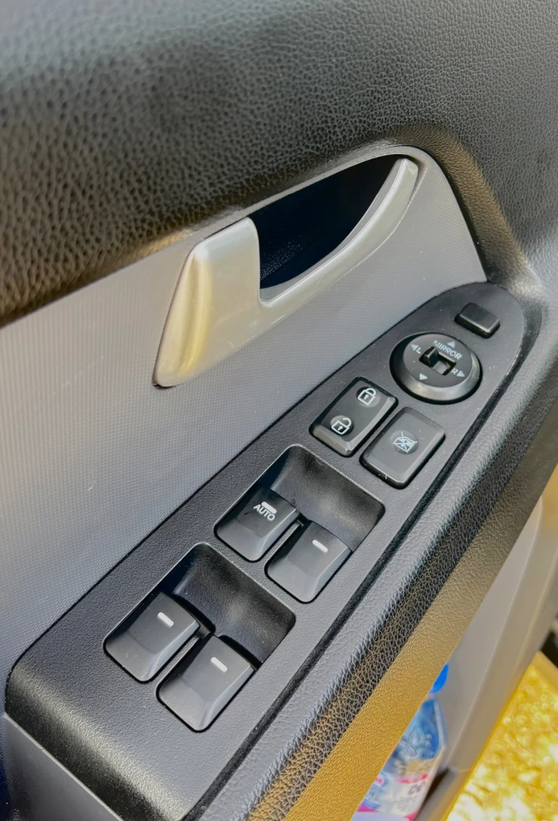 Kia Sportage Panorama+ NAVI, снимка 4 - Автомобили и джипове - 53263502