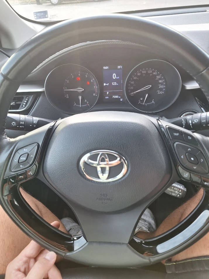 Toyota C-HR, снимка 8 - Автомобили и джипове - 47412497