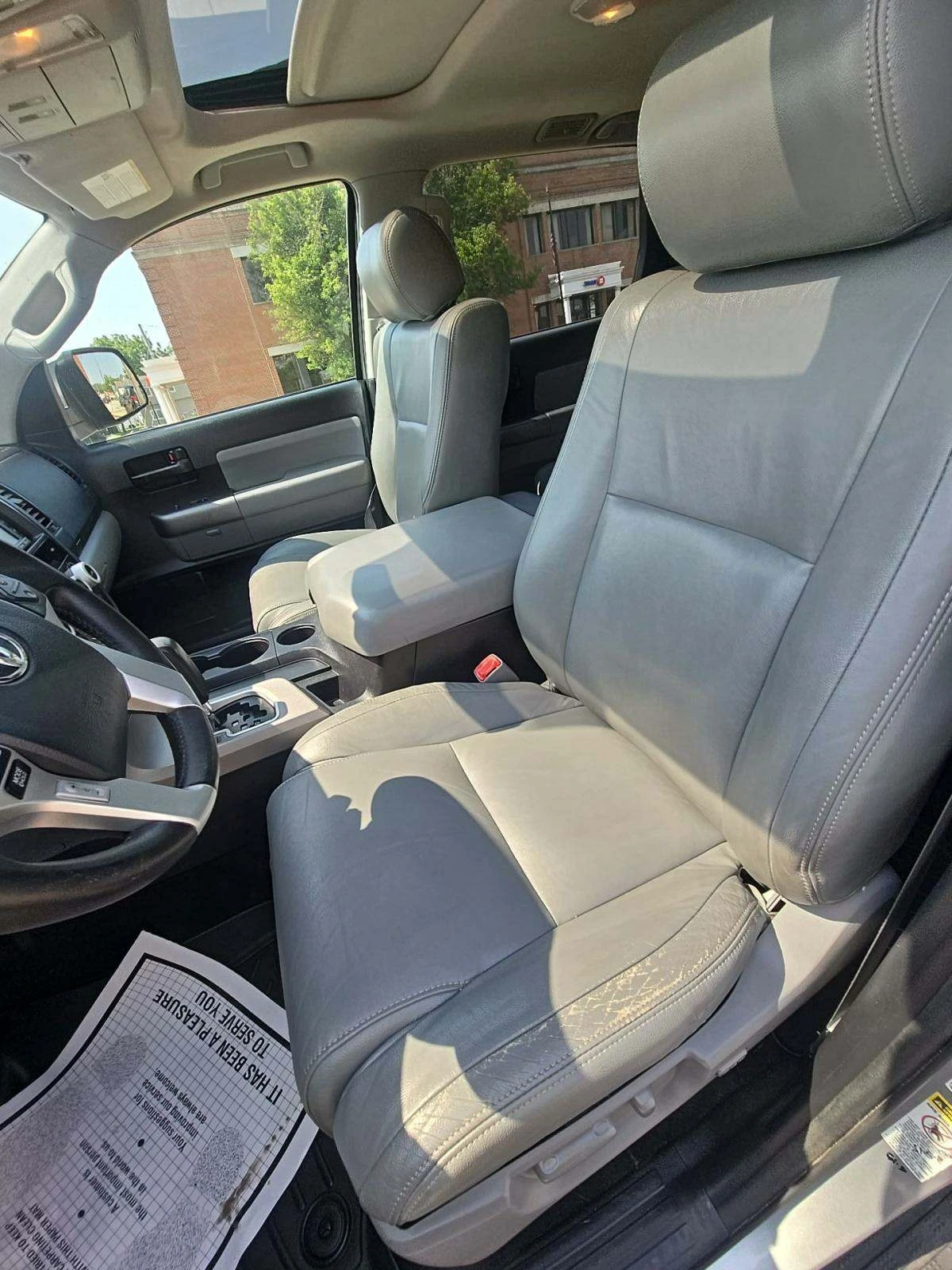 Toyota Sequoia SR5* 5.7 V8* ВИДЕО НА МОТОР* ПЕРФЕКТЕН ЗА ГАЗ - изображение 7