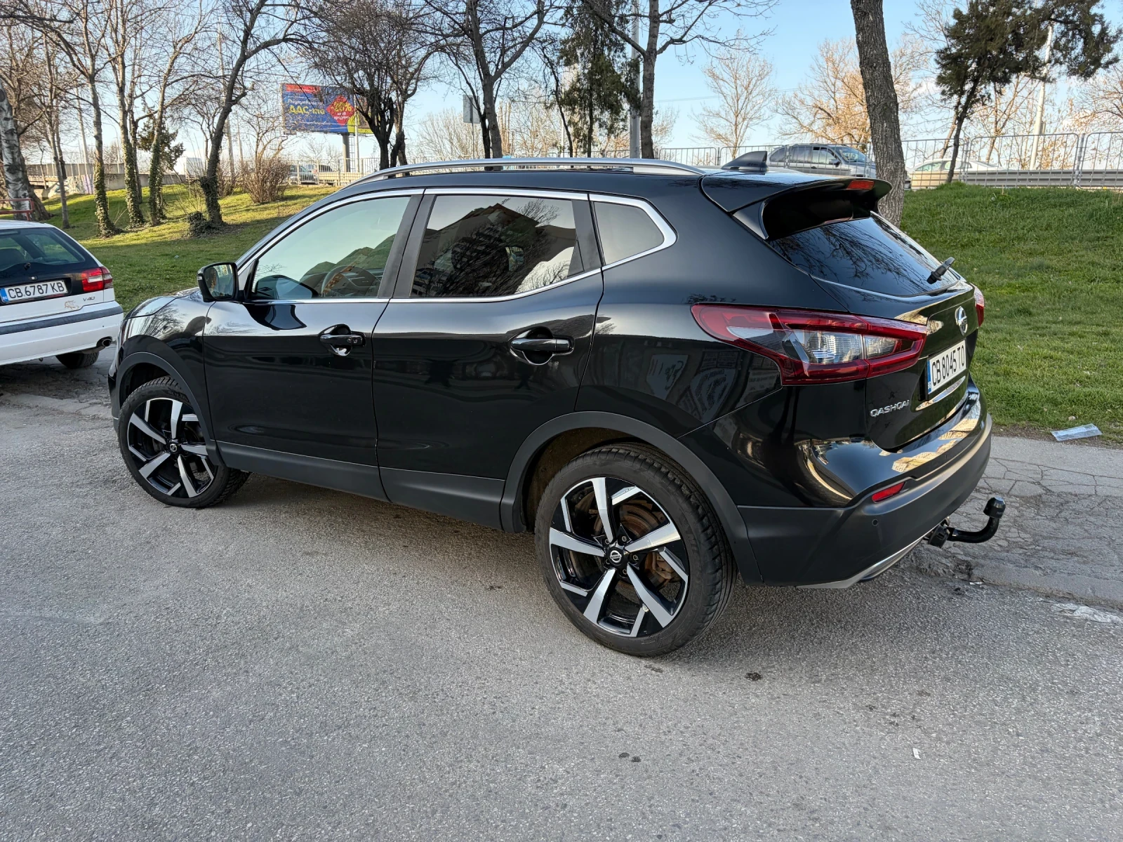 Nissan Qashqai 1.3 TEKNA , снимка 17 - Автомобили и джипове - 52247316