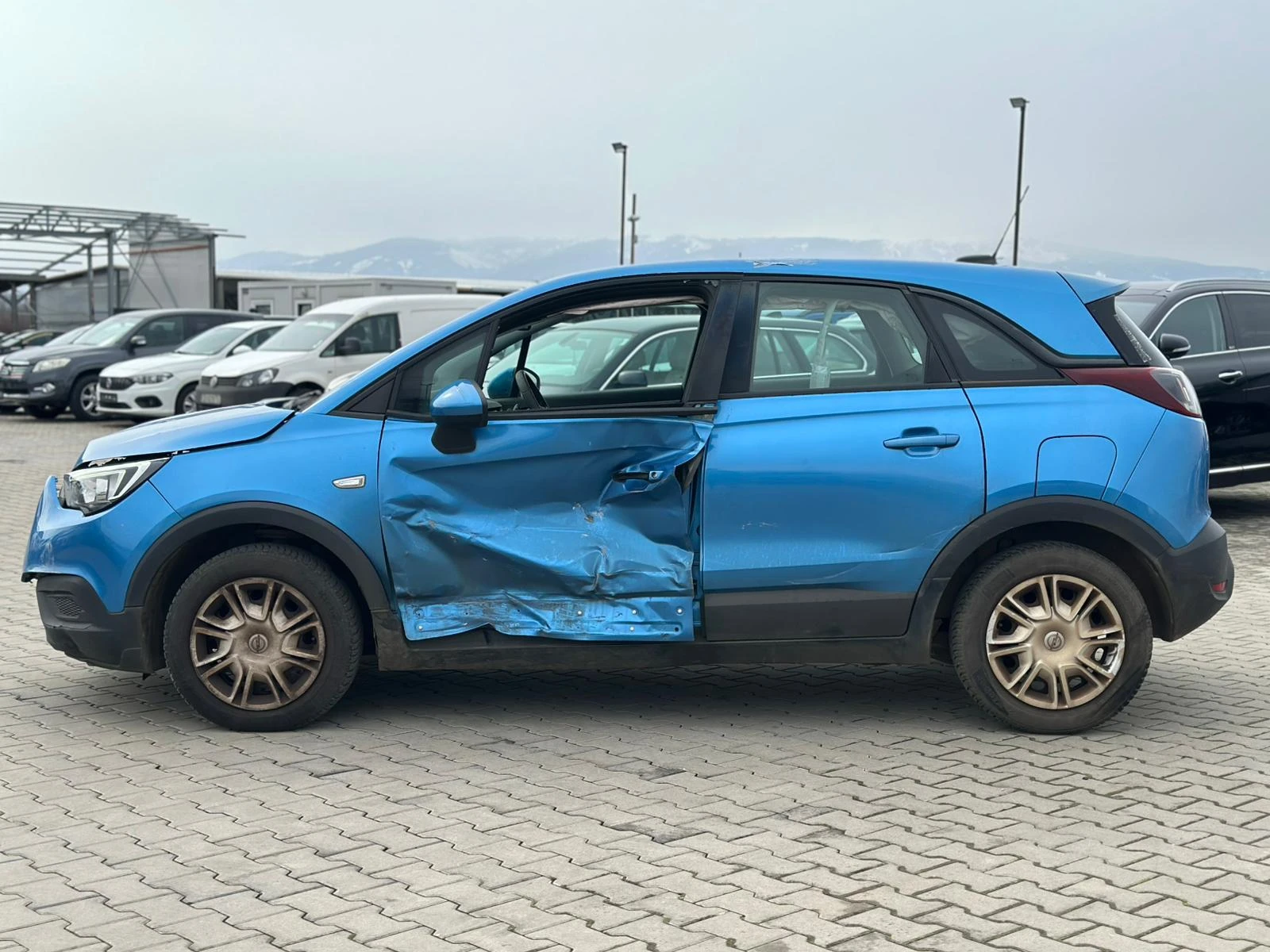 Opel Crossland X / 1.5D / EURO 6 / ПАЛИ И ВЪРВИ /   - изображение 3