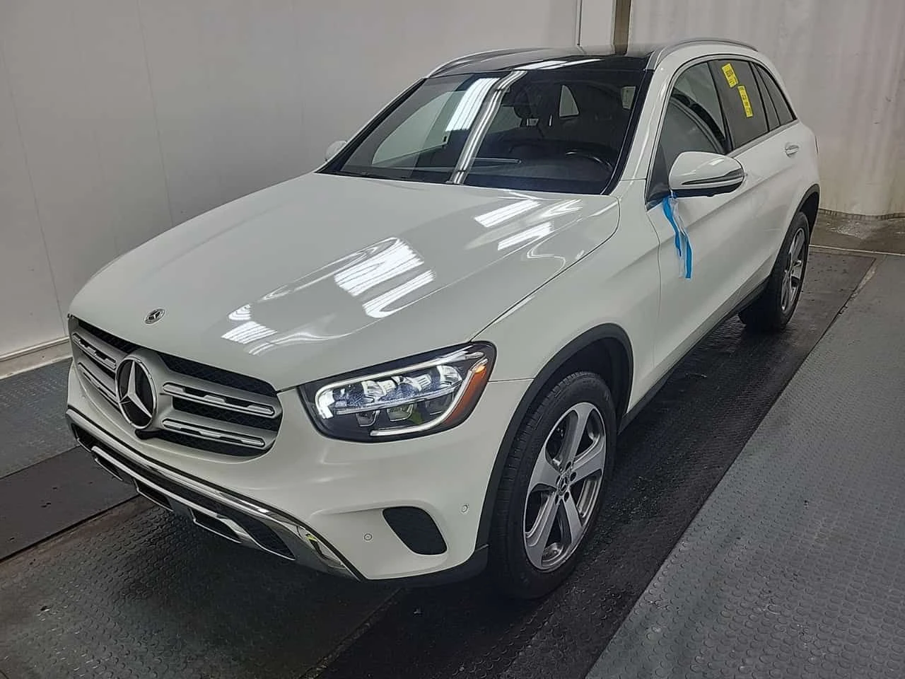 Mercedes-Benz GLC 300 * CARFAX * ПАНОРАМА * KEYLESS * 2 КЛЮЧА