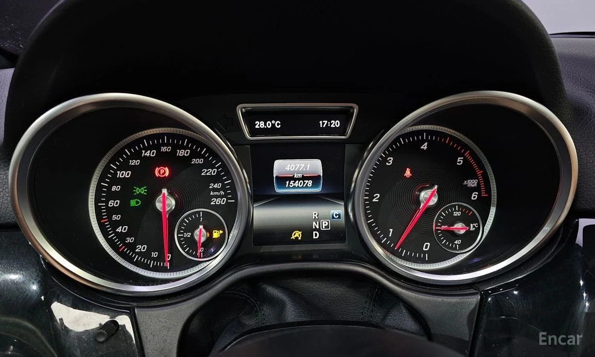 Mercedes-Benz GLE 250, снимка 8 - Автомобили и джипове - 55056424