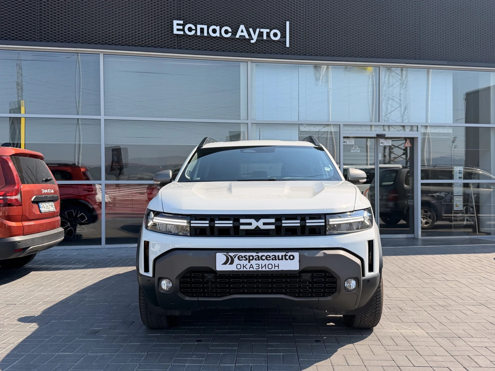 Dacia Duster 1.2 ТCe / 130 к.с. / 4х4, снимка 2 - Автомобили и джипове - 55587741
