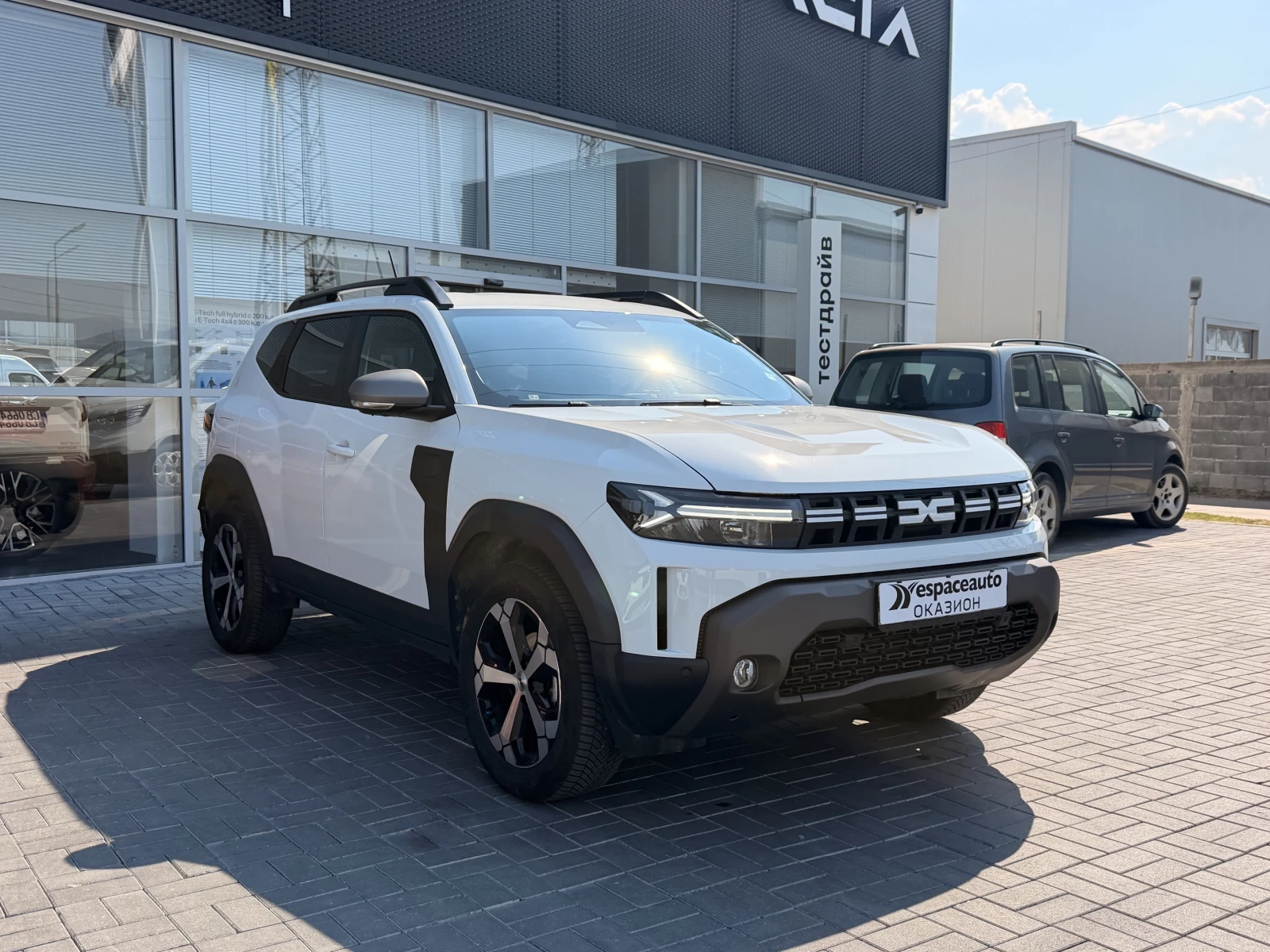 Dacia Duster 1.2 ТCe / 130 к.с. / 4х4, снимка 3 - Автомобили и джипове - 55587741