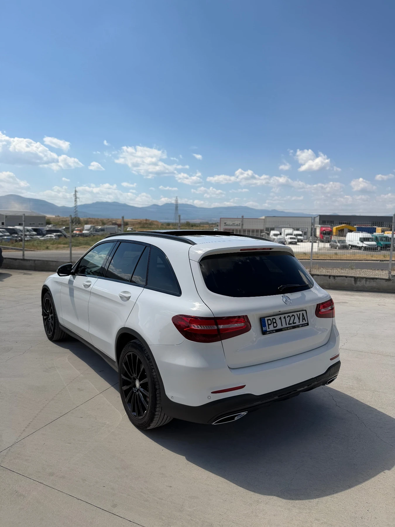 Mercedes-Benz GLC 250 АМГ ПАКЕТ/ВЪЗДУШНО ОКАЧВАНЕ/9G-Tronic, снимка 3 - Автомобили и джипове - 55834390