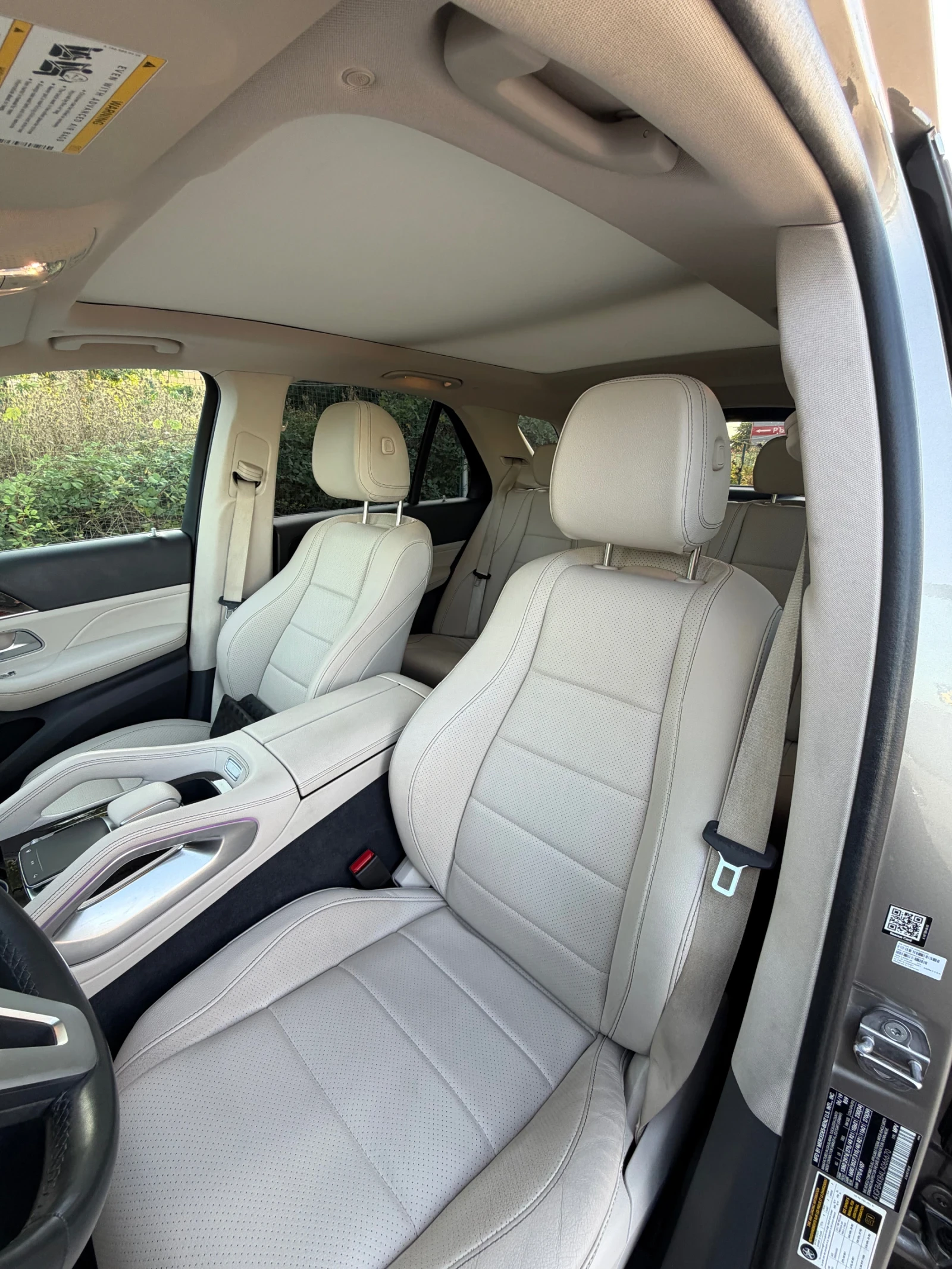 Mercedes-Benz GLE 350 4Matic PANO 360 BURMESTER ОБДУХВАНЕ ИСТОРИЯ, снимка 8 - Автомобили и джипове - 55880674