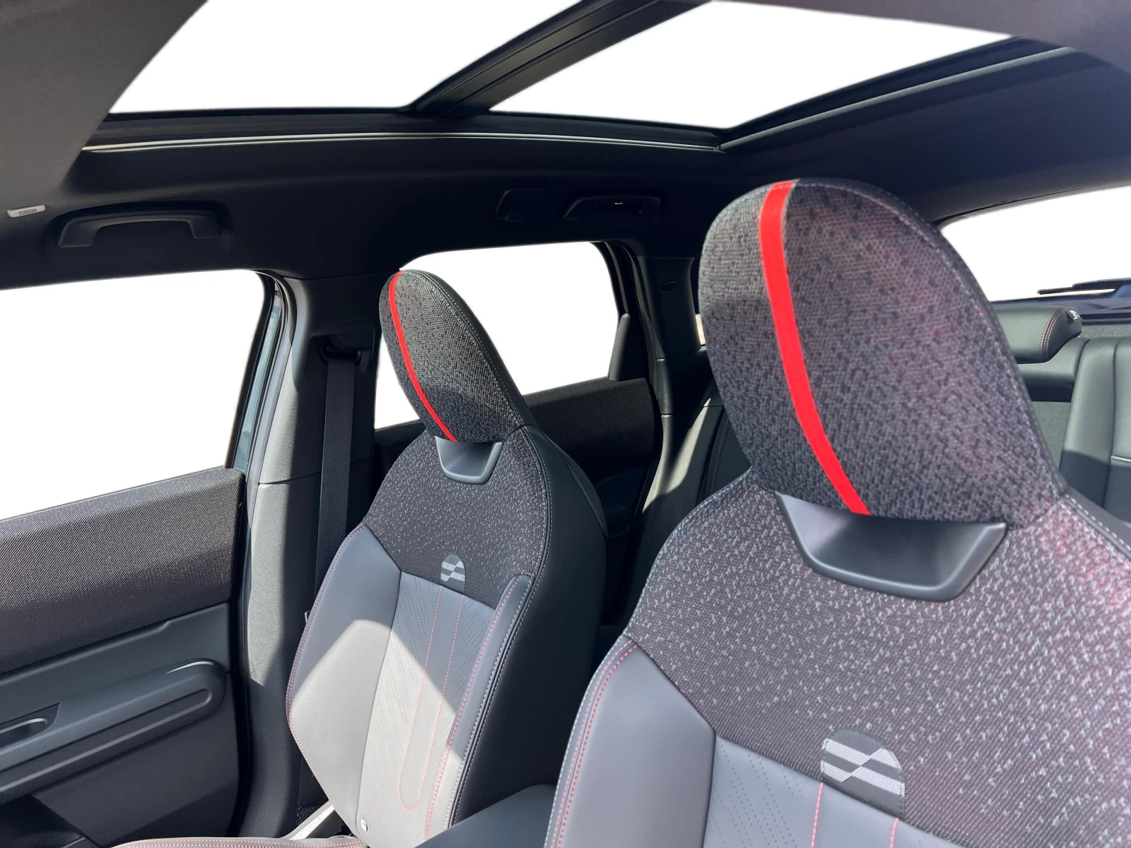 Mini Countryman JCW 2.0, снимка 13 - Автомобили и джипове - 56110968