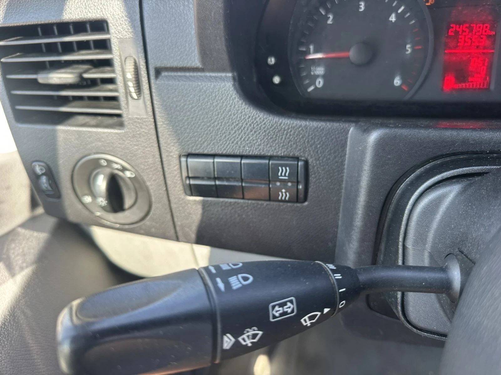 VW Crafter, снимка 16 - Бусове и автобуси - 55622527
