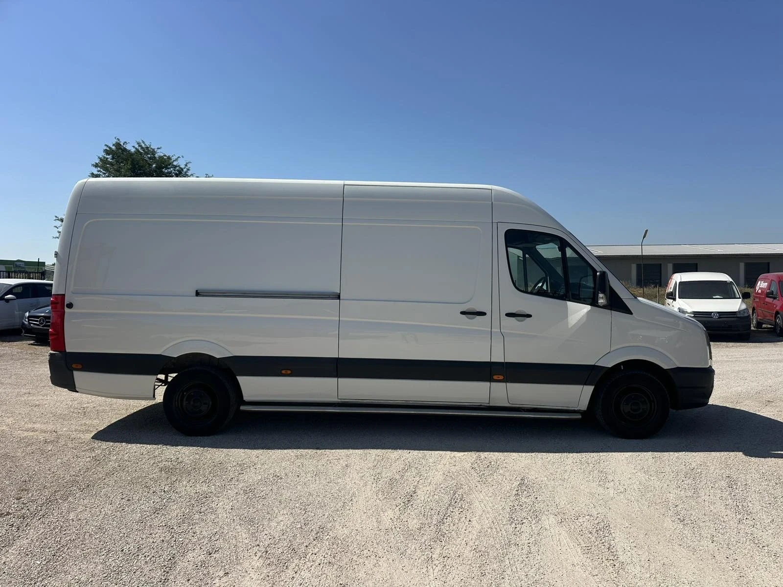 VW Crafter, снимка 4 - Бусове и автобуси - 55622527