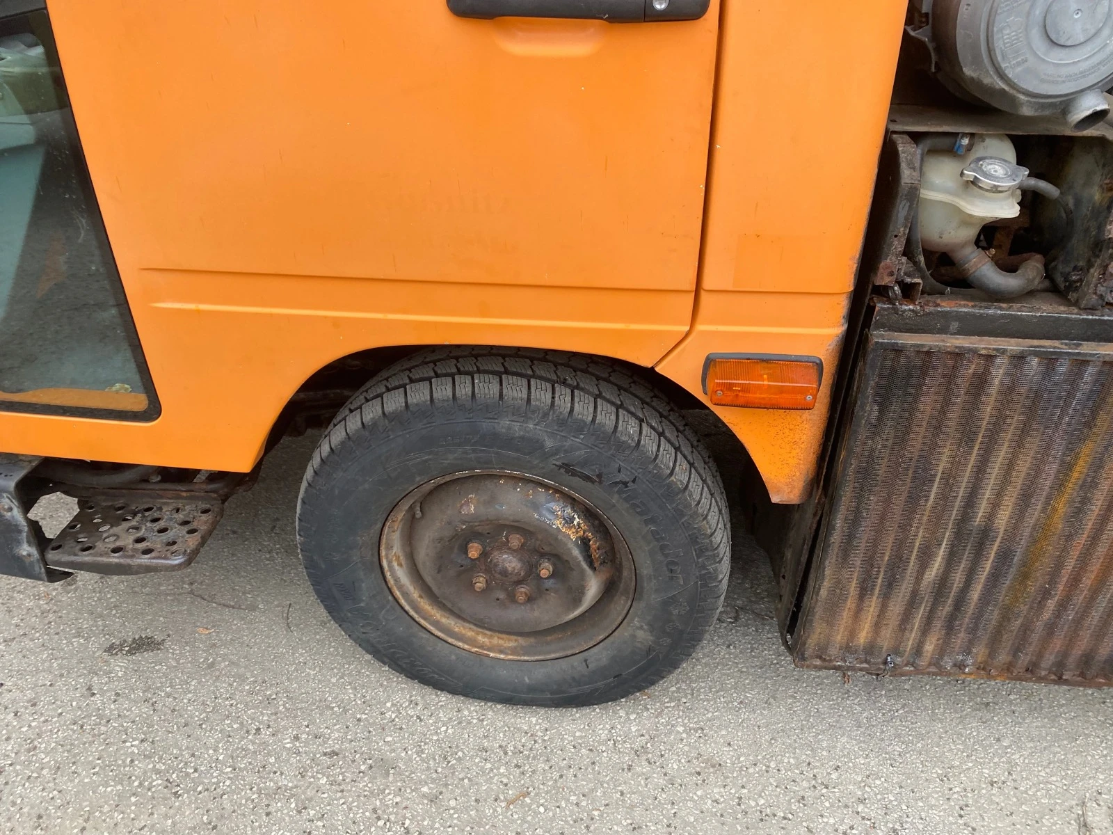 Mercedes-Benz UNIMOG Снегорин - изображение 7