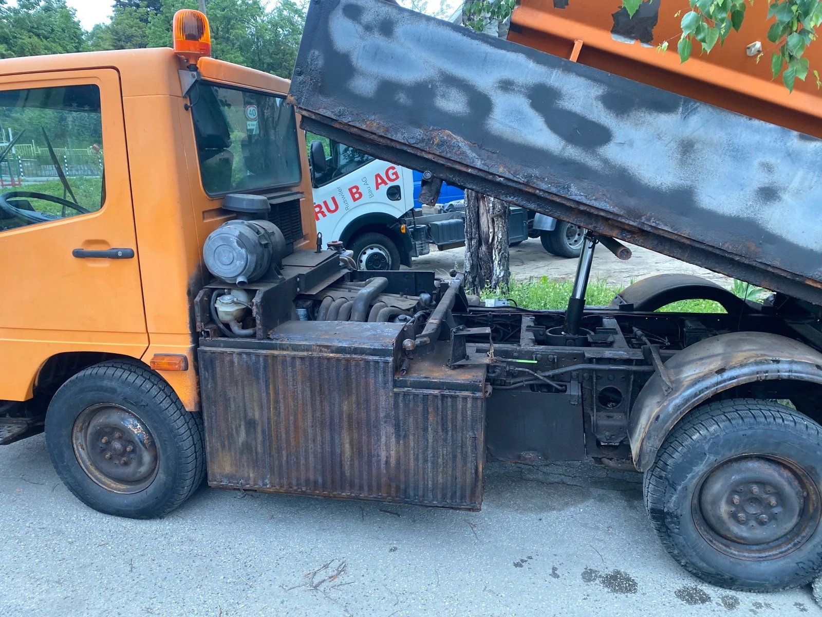 Mercedes-Benz UNIMOG Снегорин - изображение 6