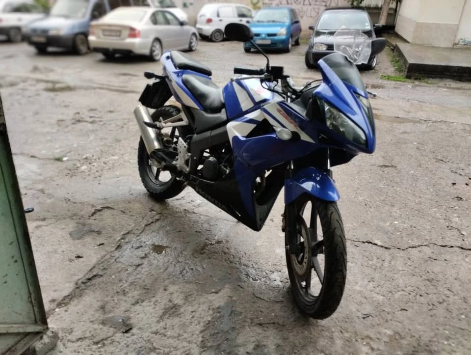 Honda Cbr 125 r - изображение 9