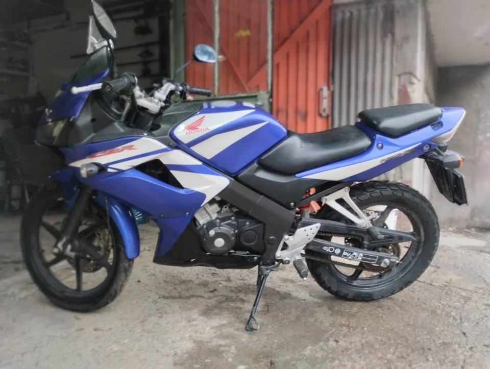 Honda Cbr 125 r - изображение 2