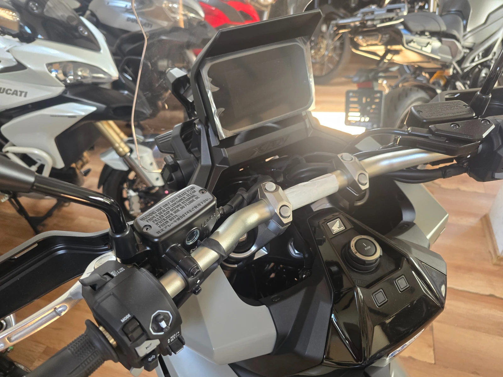 Honda X-ADV 750 New, снимка 3 - Мотоциклети и мототехника - 53266129