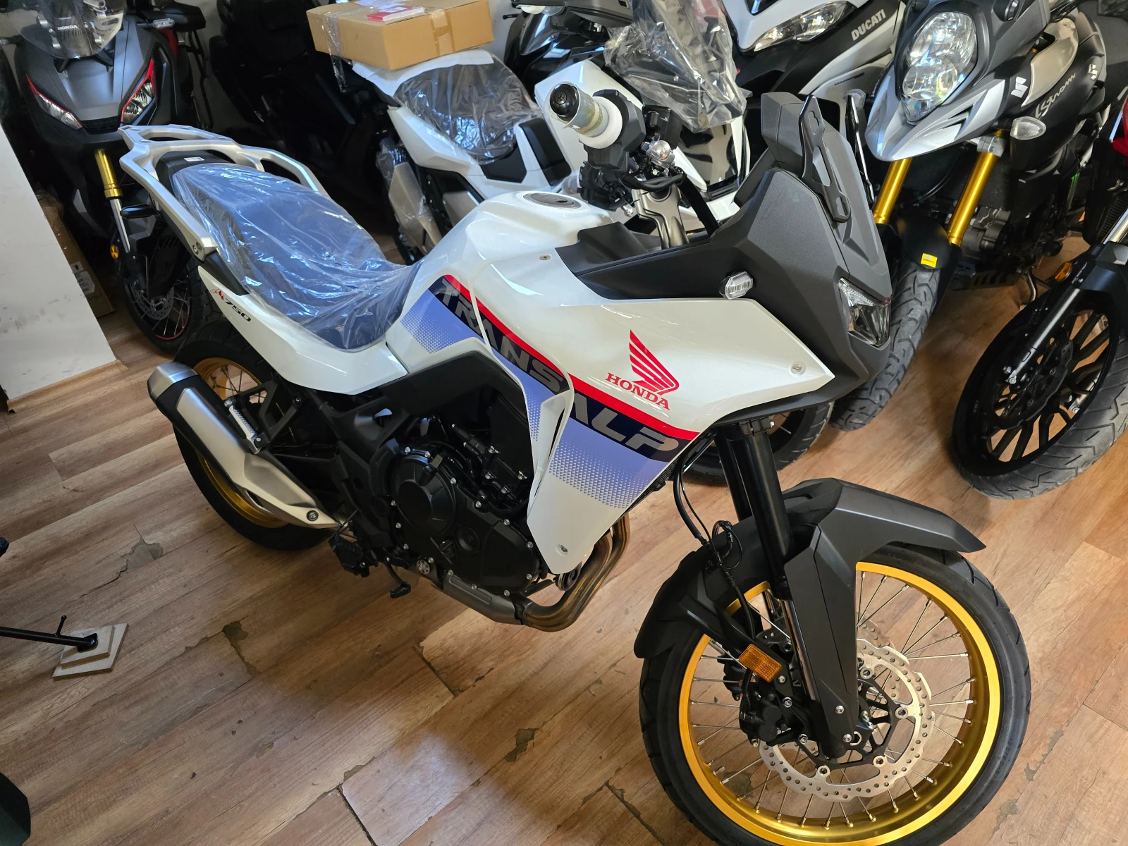 Honda Xl Transalp 750 NEW - изображение 2