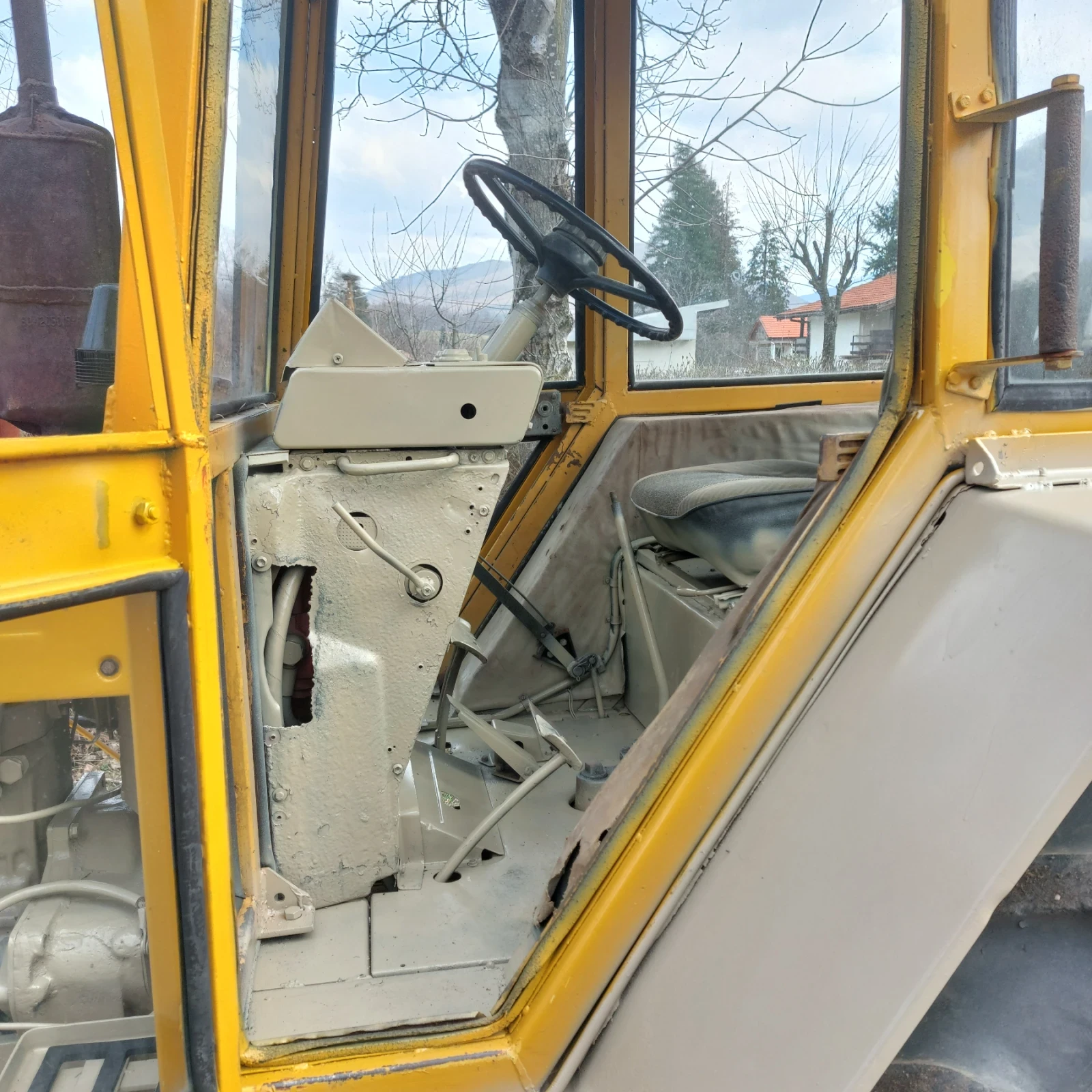 Трактор Болгар TK80, снимка 8 - Селскостопанска техника - 53887865