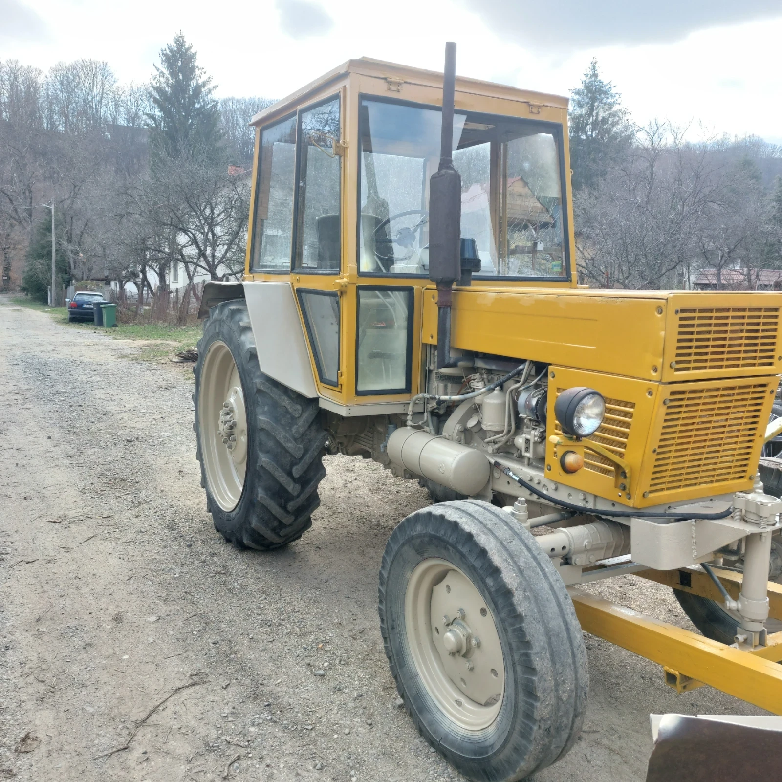 Трактор Болгар TK80, снимка 3 - Селскостопанска техника - 53887865