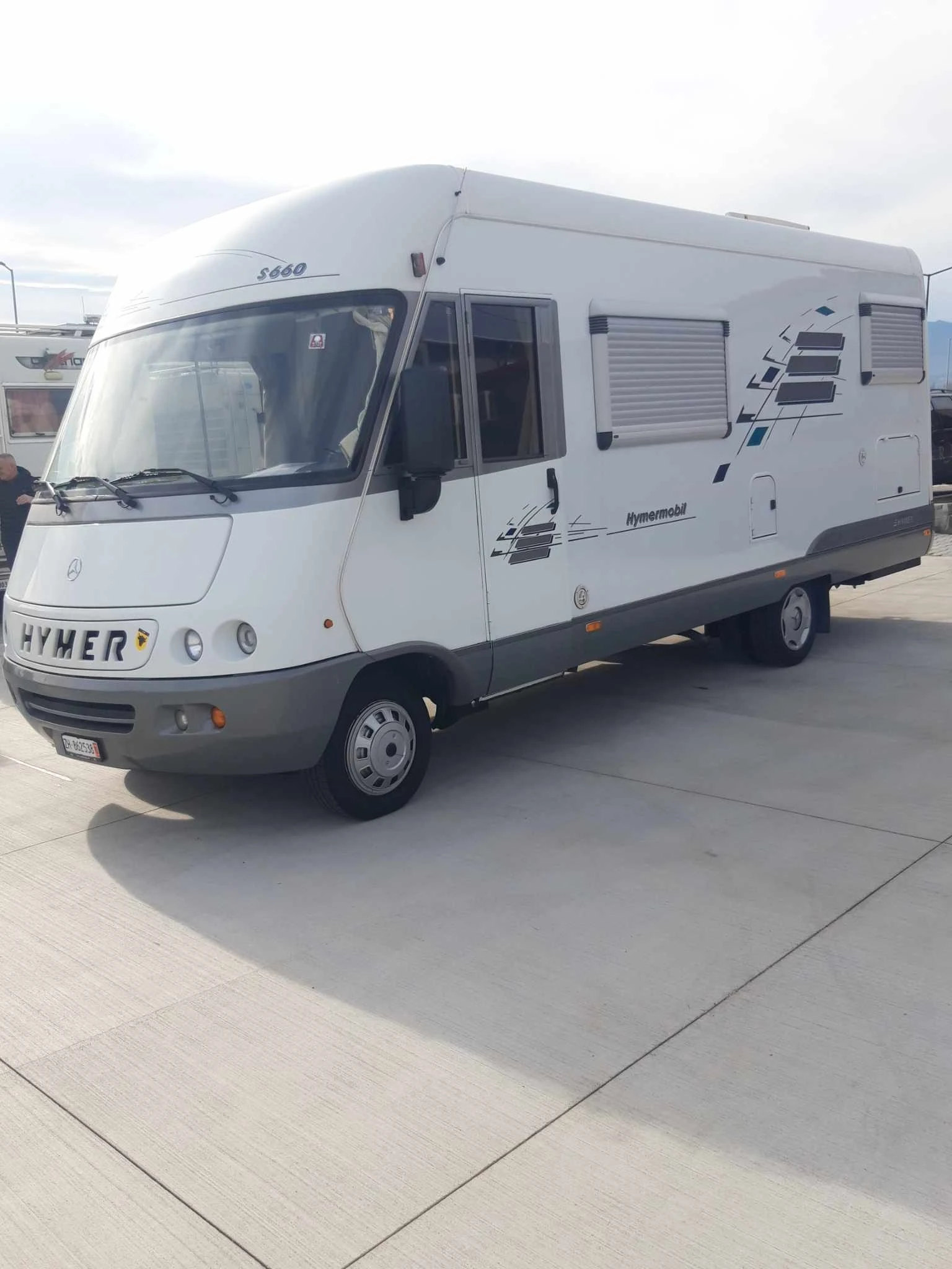 Кемпер HYMER / ERIBA Hymer 412 - изображение 2