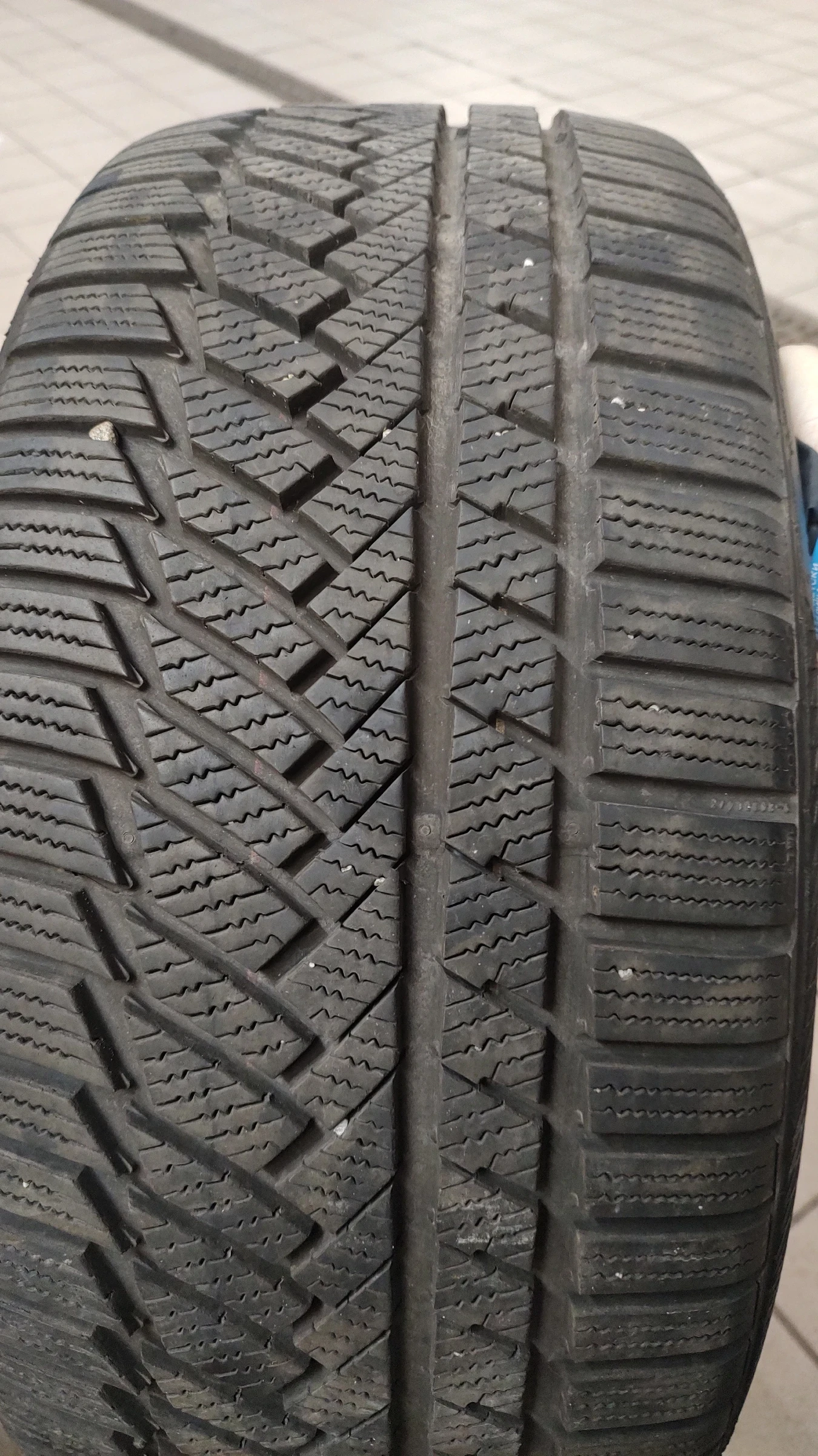 ���� 245/40R18 | Mobile.bg � ����������� 1