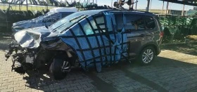 VW Touran 1.6, снимка 4