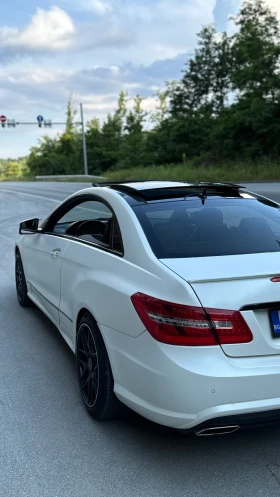 Mercedes-Benz E 500 AMG пакет DESIGNO изпълнение, KEYLESS GO, ПАНОРАМА, снимка 6