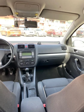 VW Golf - 2500 € / 4889.57 лв. - 69028981 12