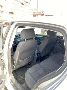 VW Golf - 2500 € / 4889.57 лв. - 69028981 13