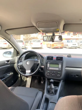 VW Golf - 2500 € / 4889.57 лв. - 69028981 2