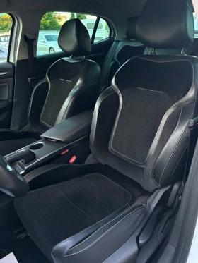 Renault Megane 1.5dCi* Automatic* Keyless* Camera* 110к.с - 10100 € / 19753.88 лв. - 75959327 7