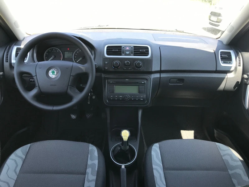 Skoda Roomster 1.4i GPL, снимка 9 - Автомобили и джипове - 41060777