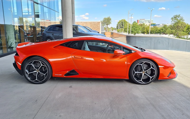 Lamborghini Huracan EVO AWD, снимка 2 - Автомобили и джипове - 47194462