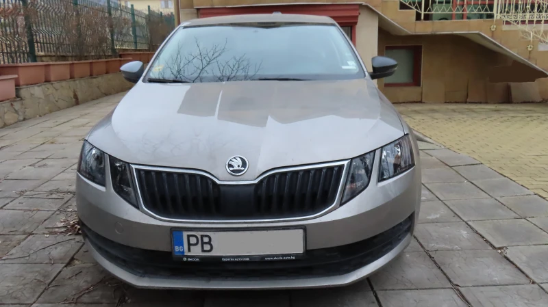 Skoda Octavia, снимка 2 - Автомобили и джипове - 48346468