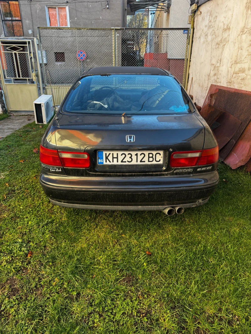 Honda Accord 2.0i ES газов инжекцион, снимка 2 - Автомобили и джипове - 48657357