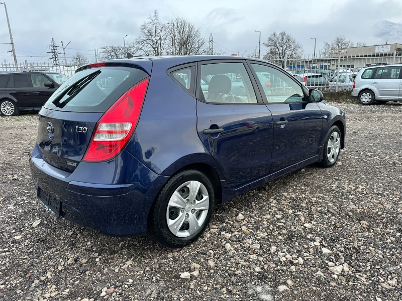 Hyundai I30 1.6CRDI 90kc FACE, снимка 3 - Автомобили и джипове - 48480246