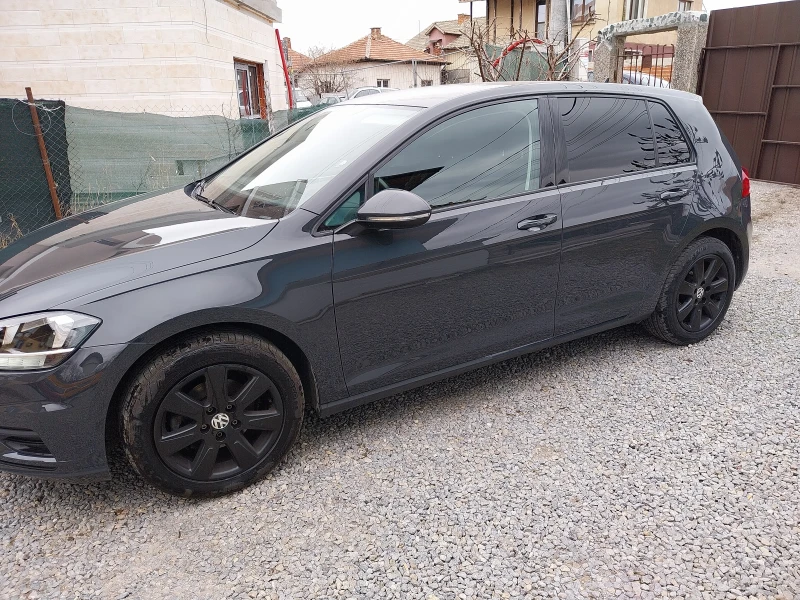 VW Golf 1.0 клима  чисто нов , снимка 8 - Автомобили и джипове - 48981975