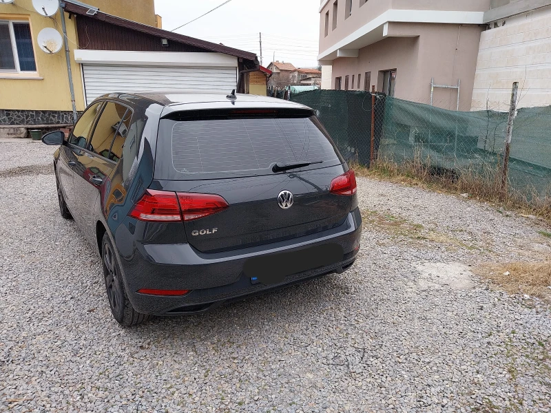 VW Golf 1.0 клима  чисто нов , снимка 3 - Автомобили и джипове - 48981975