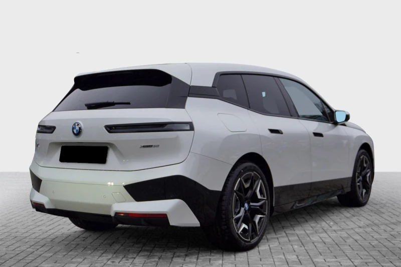 BMW iX xDrive50 = Sport Package= Гаранция, снимка 2 - Автомобили и джипове - 49479046