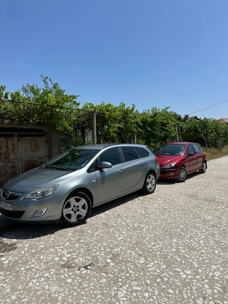 Opel Astra 1.7 CDTI, снимка 5 - Автомобили и джипове - 52315947