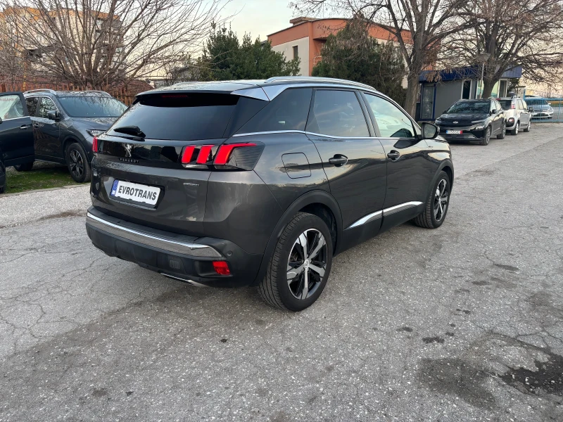 Peugeot 3008 Gt-line / Автомат/ Нави/Keyless-go/Ful LED, снимка 3 - Автомобили и джипове - 52712321