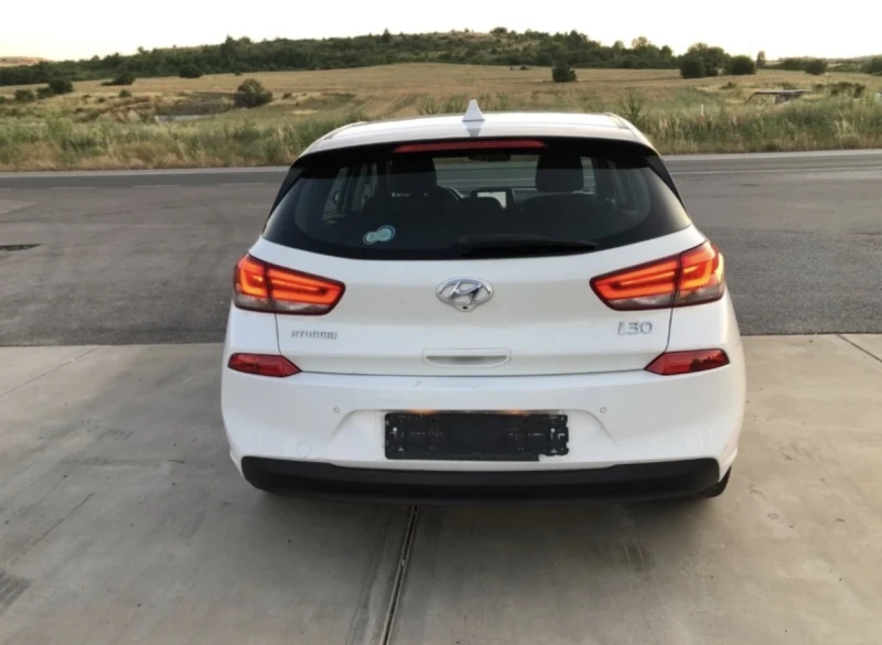 Hyundai I30, снимка 3 - Автомобили и джипове - 53224014