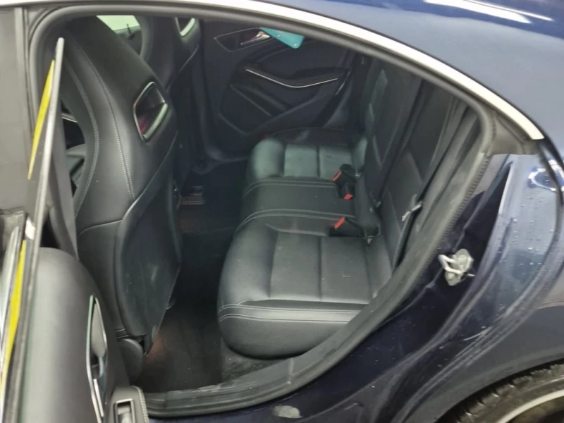 Mercedes-Benz CLA * 250 * CARFAX * ЦЕНА ДО БГ, снимка 11 - Автомобили и джипове - 53344677