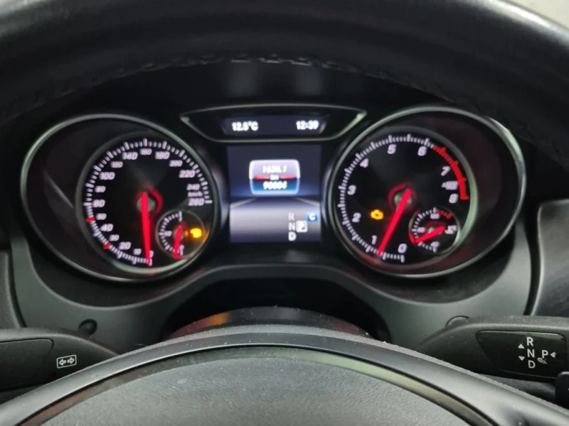 Mercedes-Benz CLA * 250 * CARFAX * ЦЕНА ДО БГ, снимка 10 - Автомобили и джипове - 53344677