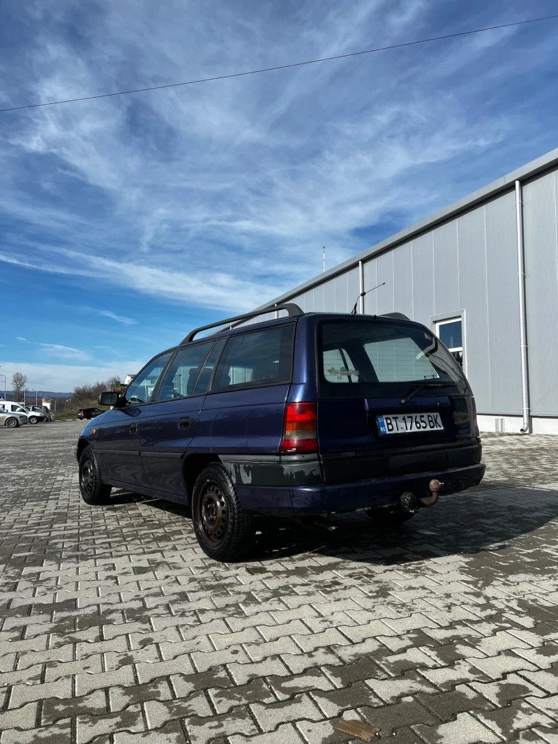 Opel Astra F  Поддържана/Без проблеми/LPG, снимка 6 - Автомобили и джипове - 53477408