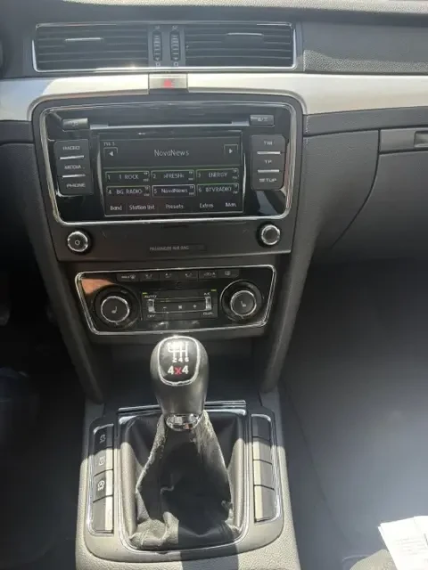 Skoda Superb, снимка 6 - Автомобили и джипове - 54788576