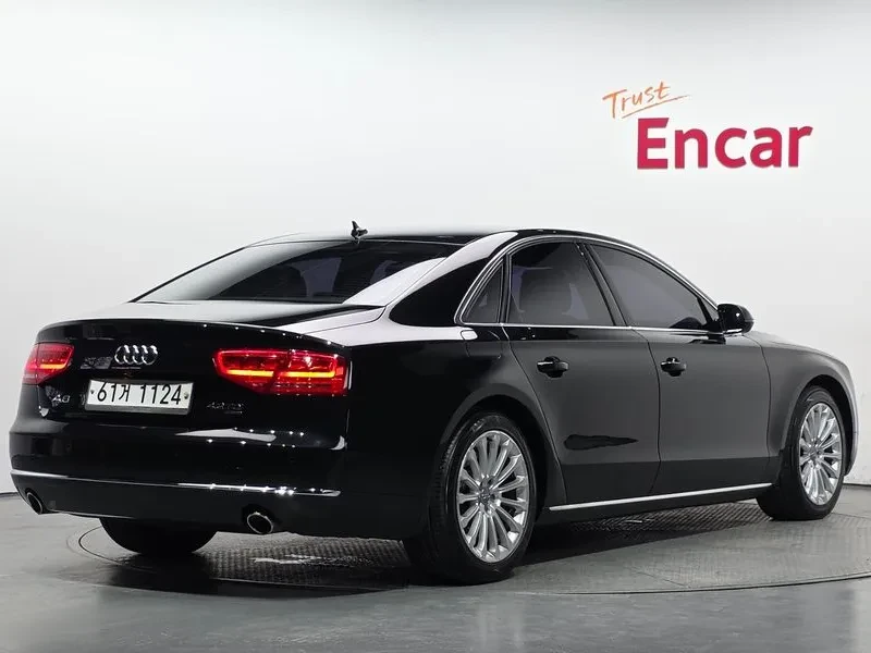 Audi A8 4.2 TDI Quattro - САМО 30% АВАНС, снимка 2 - Автомобили и джипове - 55707669
