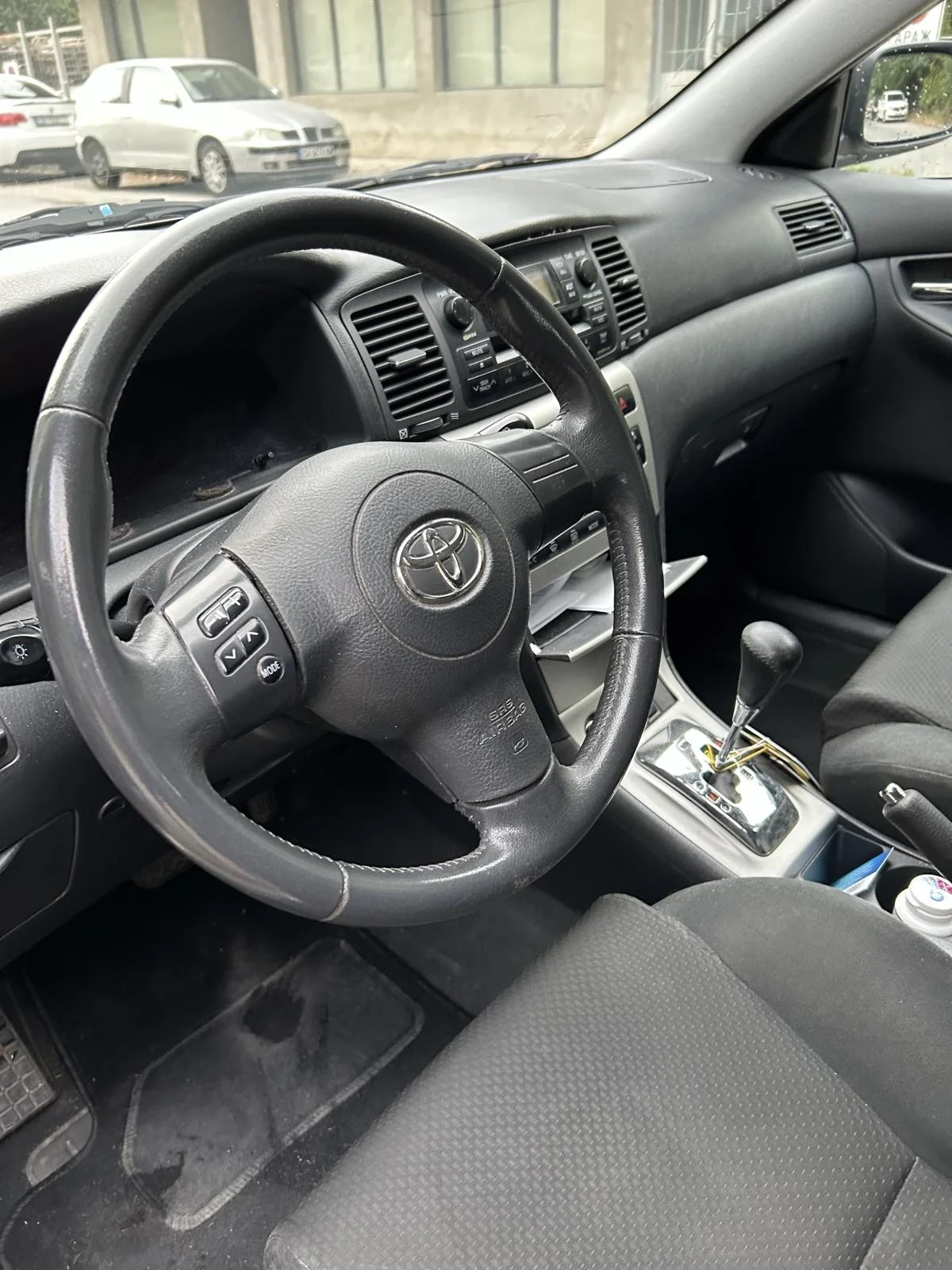 Toyota Corolla 1.4 Diesel Automatic - изображение 6
